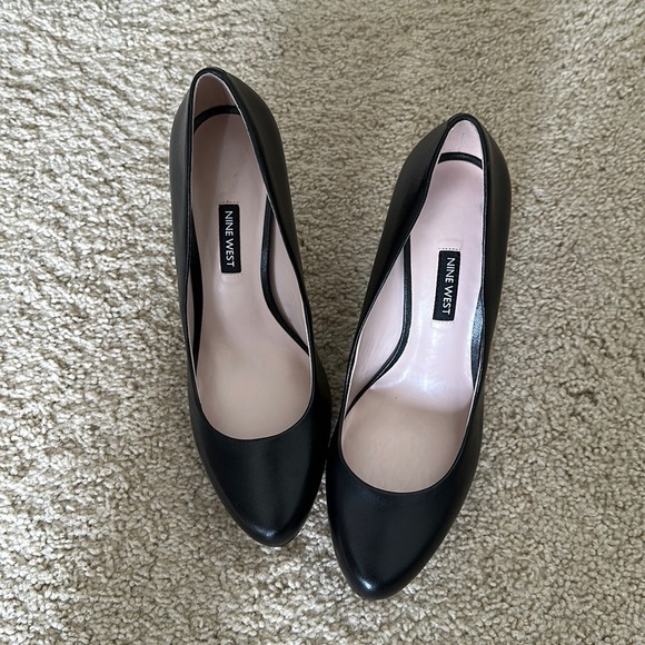 NIB kristal platform leather pump size 9.5 - Picture 1 of 3